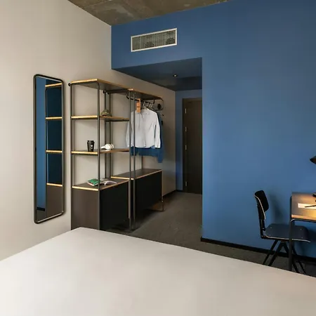 호텔 The Social Hub Belfiore 4*
