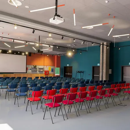 The Social Hub Belfiore 4*